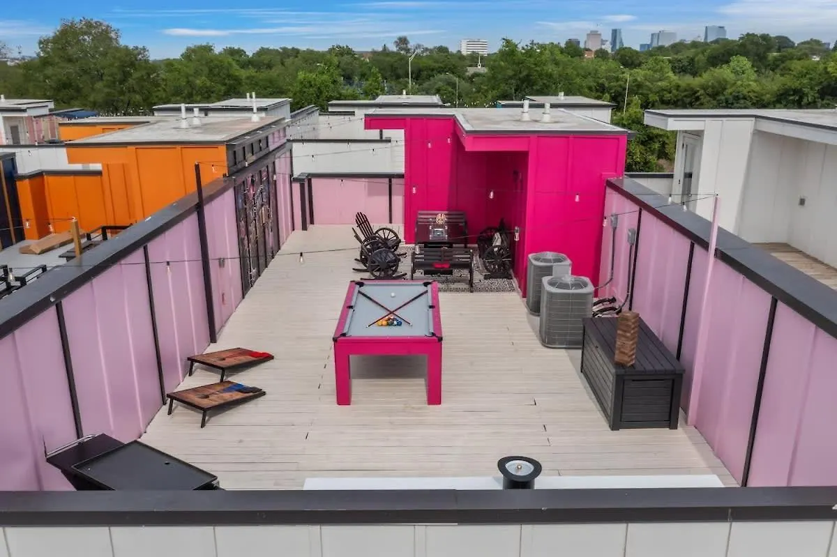 Hébergement de vacances Disco Cowgirl Broadway 2Miles - 8 Q Beds - Rooftop - Omg Nashville États-Unis